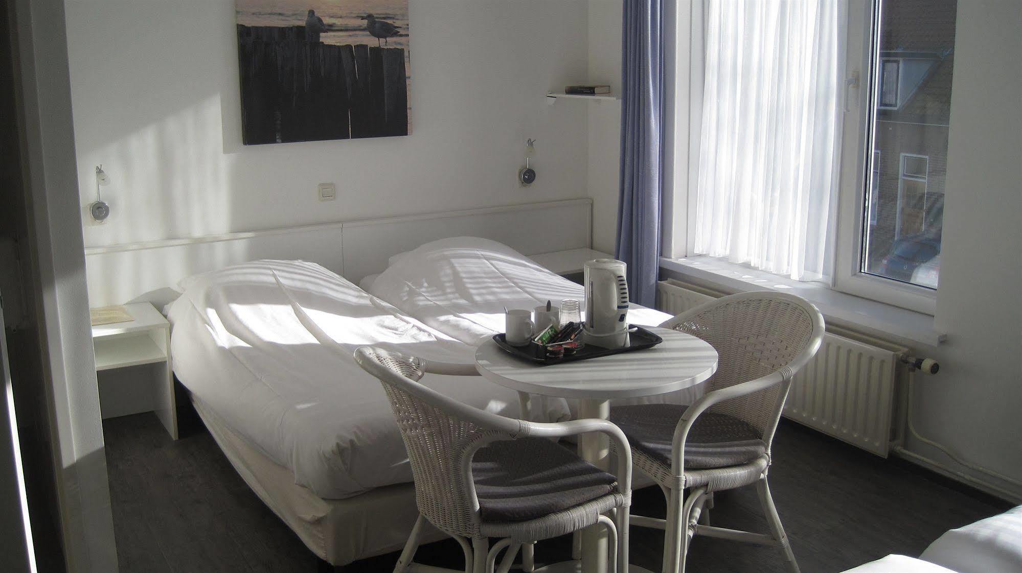 Hotel Restaurant Anno Nu Oostkapelle Esterno foto